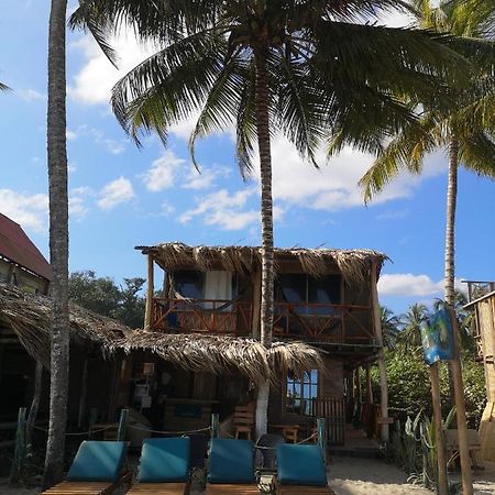 Palmario Hostal Guachaca Esterno foto
